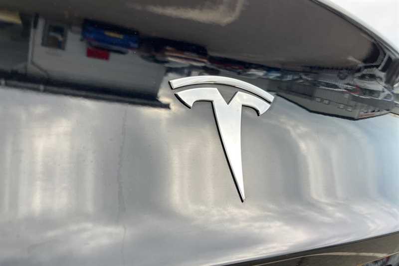 Used Tesla Model 3 2021 for sale - 76448047: Photo 30