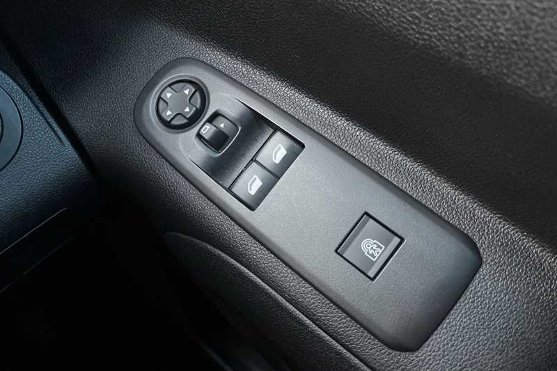 Used Vauxhall Combo Life 2019 for sale - 76956747: Photo 16