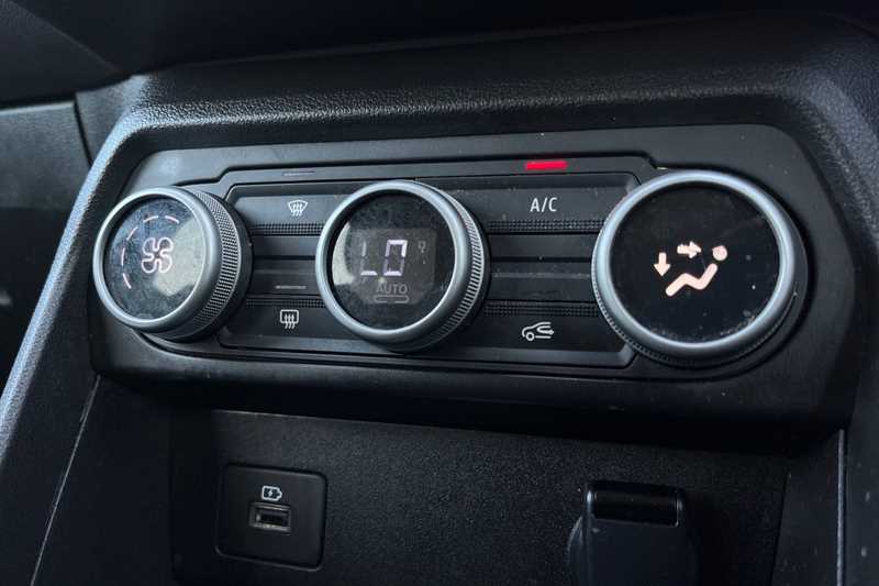 Used Dacia Jogger 2023 for sale - 77960186: Photo 15