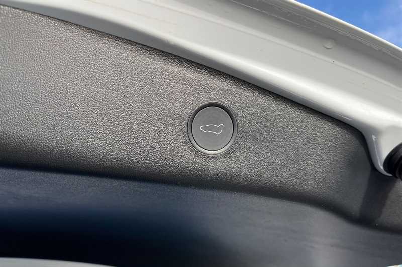 Used Tesla Model 3 2021 for sale - 78221923: Photo 38