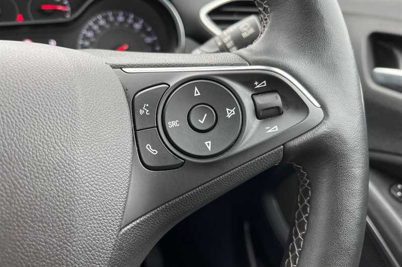 Used Vauxhall Crossland 2023 for sale - 76733038: Photo 22