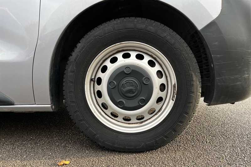 Used Vauxhall Vivaro Life 2022 for sale - 76648394: Photo 12