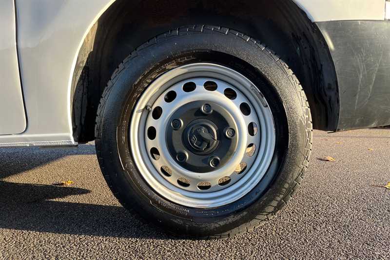 Used Vauxhall Vivaro for sale - 76858031: Photo 10