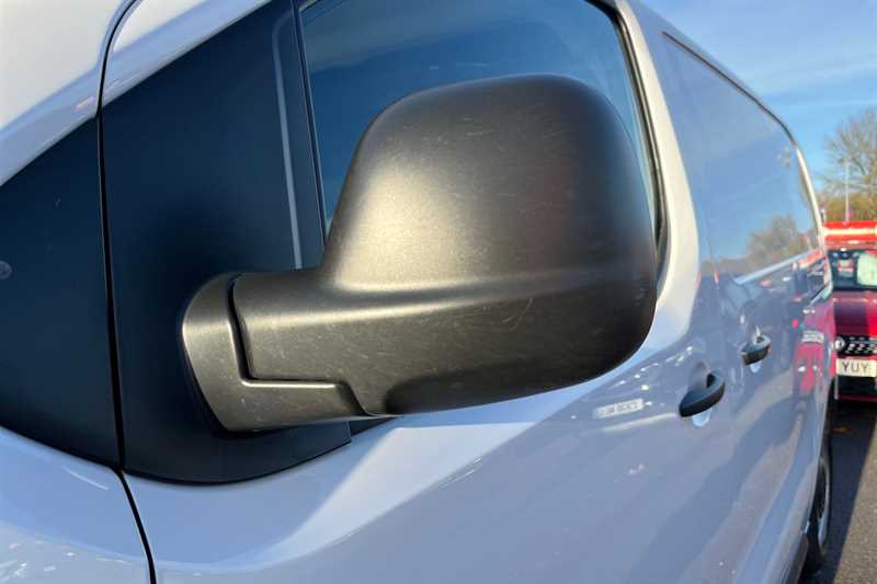 Used Vauxhall Vivaro for sale - 76858031: Photo 35