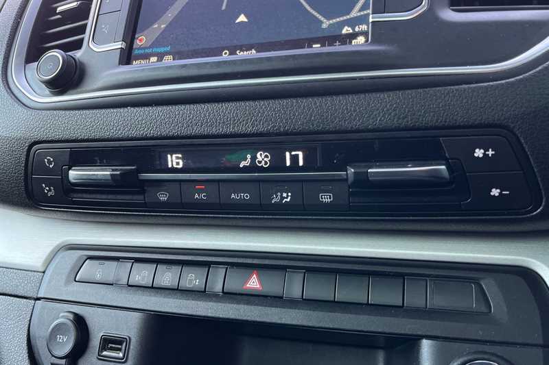 Used Vauxhall Vivaro Life 2023 for sale - 77801510: Photo 15