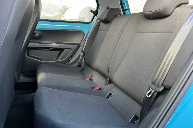 Used Volkswagen up! 2021 for sale - 76876835: Photo 24