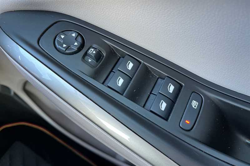 Used Vauxhall Grandland X 2019 for sale - 77788263: Photo 16