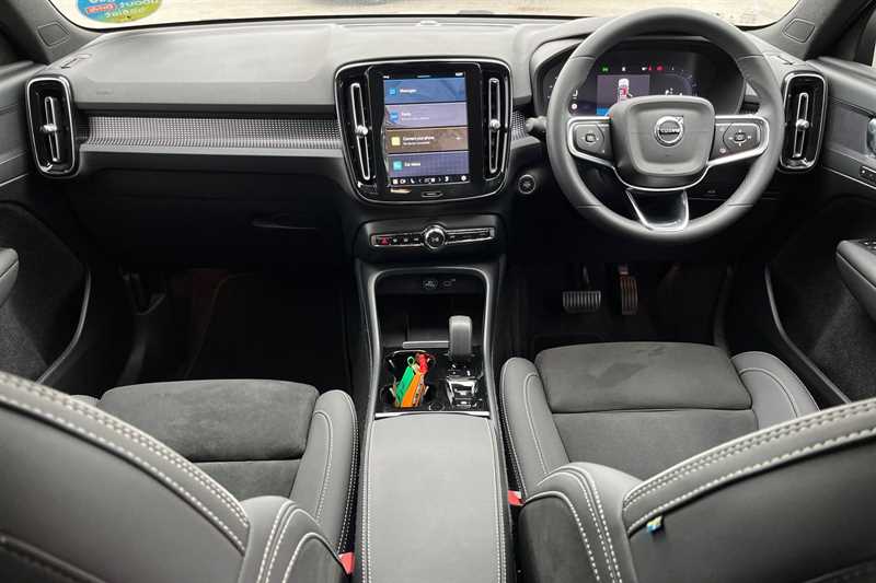 Used Volvo XC40 2024 for sale - 76530556: Photo 13