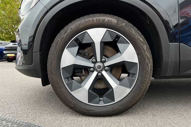 Used Volvo XC40 2024 for sale - 76530556: Photo 9