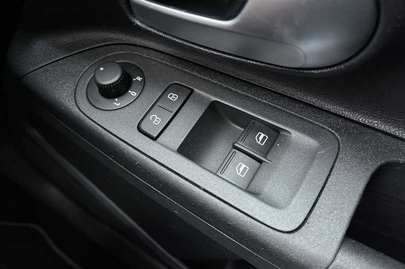 Used Volkswagen up! 2023 for sale - 77930115: Photo 16