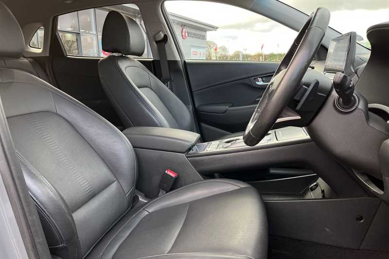 Used Hyundai KONA 2021 for sale - 76756494: Photo 23