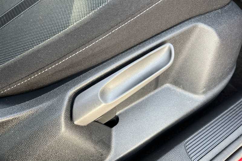 Used Volkswagen T-Roc 2023 for sale - 78120466: Photo 26