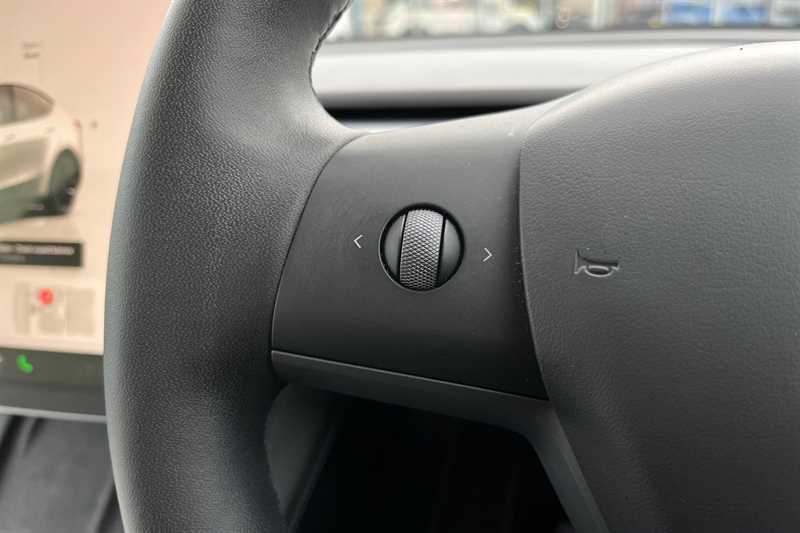 Used Tesla Model Y 2022 for sale - 76298570: Photo 21