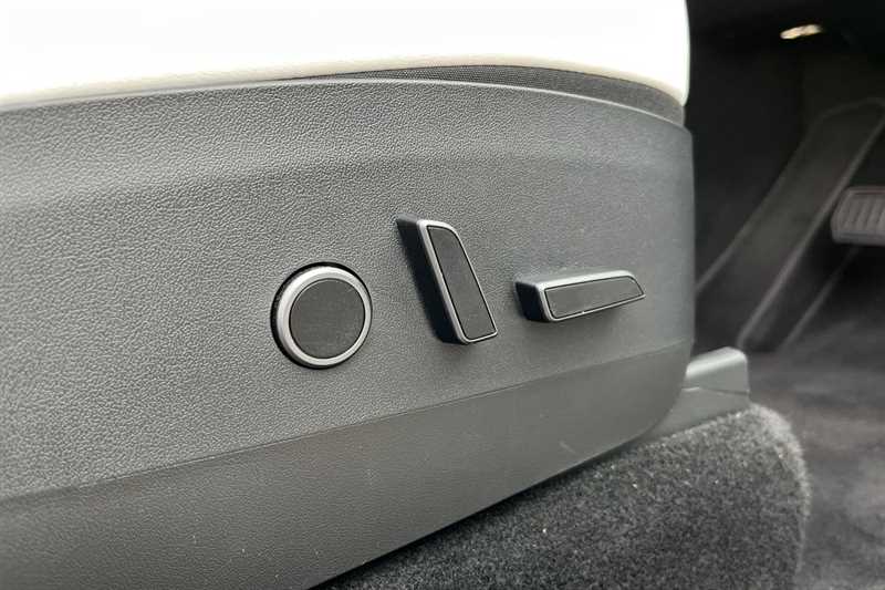 Used Tesla Model Y 2022 for sale - 76298570: Photo 26