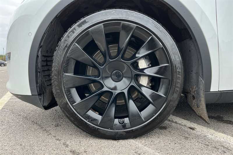 Used Tesla Model Y 2022 for sale - 76298570: Photo 9