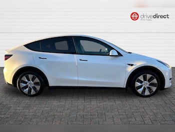 Used Tesla Model Y 2022 for sale - 76930565: Photo