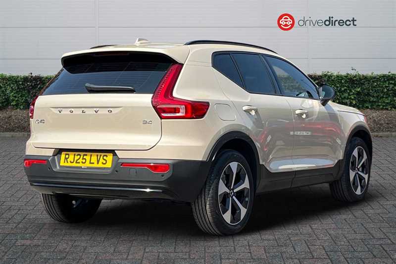 Used Volvo XC40 2025 for sale - 76448883: Photo 3