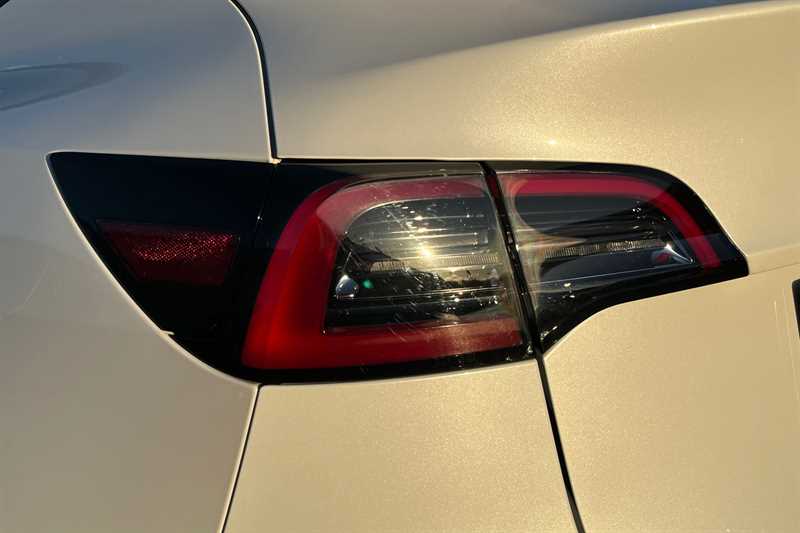 Used Tesla Model Y 2022 for sale - 76610036: Photo 31