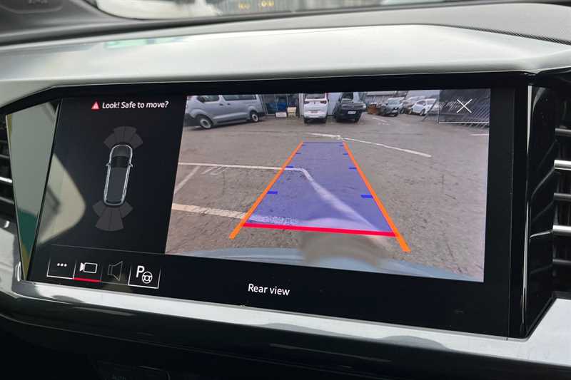 Used Audi Q4 e-tron 2023 for sale - 77828816: Photo 19