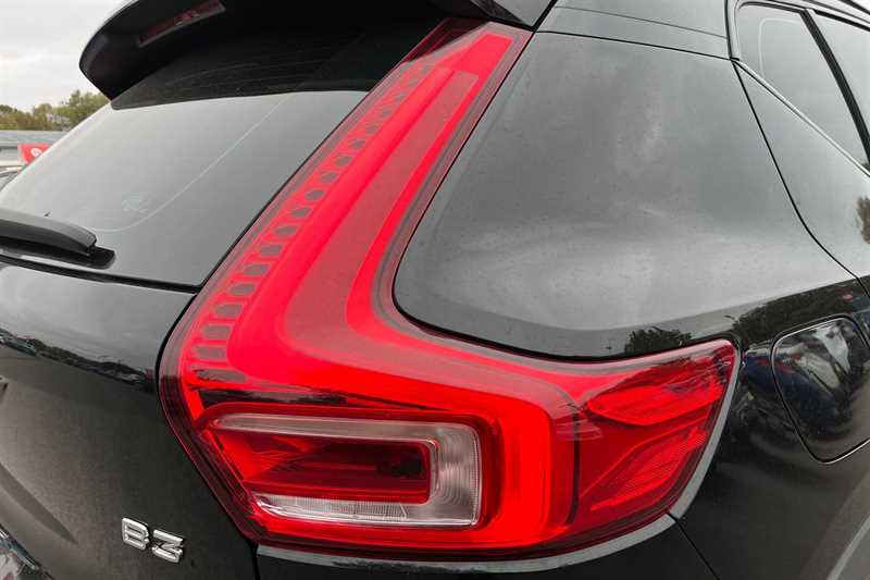 Used Volvo XC40 2024 for sale - 76776209: Photo 32