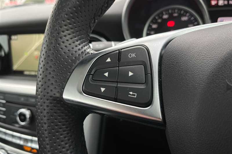 Used Mercedes-Benz SLC 2016 for sale - 76939405: Photo 21