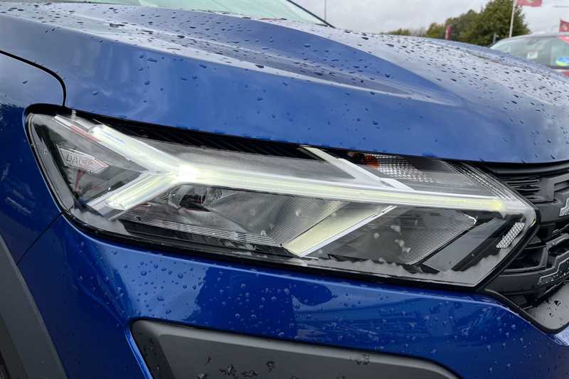 Used Dacia Sandero Stepway 2021 for sale - 76529392: Photo 28