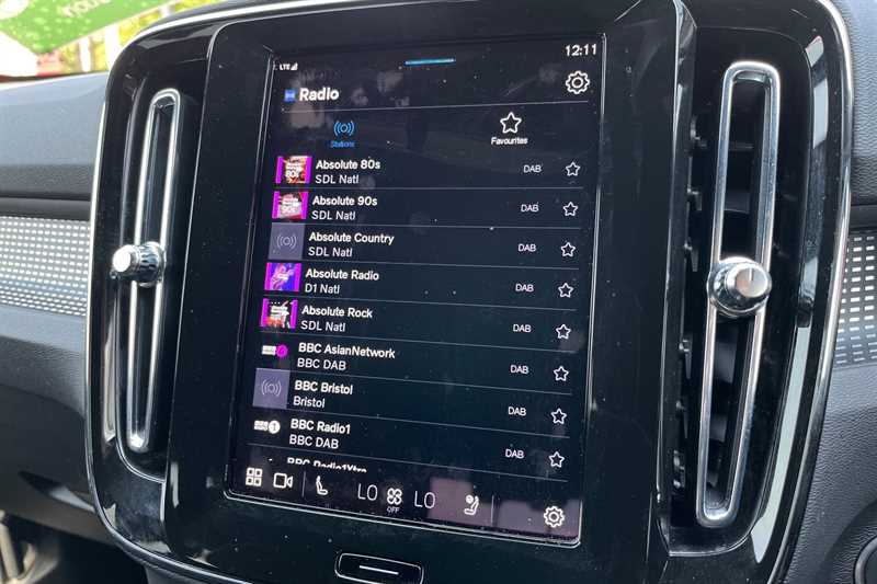 Used Volvo XC40 2025 for sale - 76463311: Photo 17