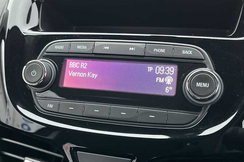 Used Vauxhall Viva 2018 for sale - 77122804: Photo 17