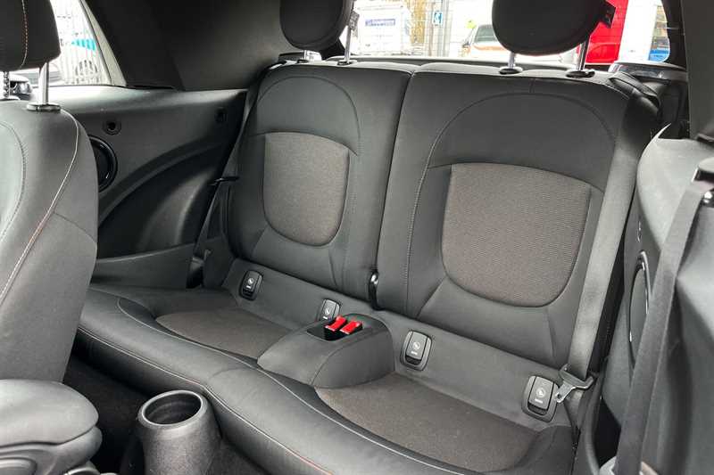 Used MINI Convertible 2019 for sale - 78160555: Photo 24