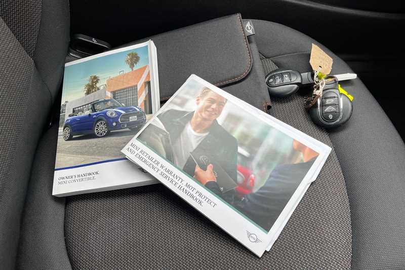 Used MINI Convertible 2019 for sale - 78160555: Photo 36