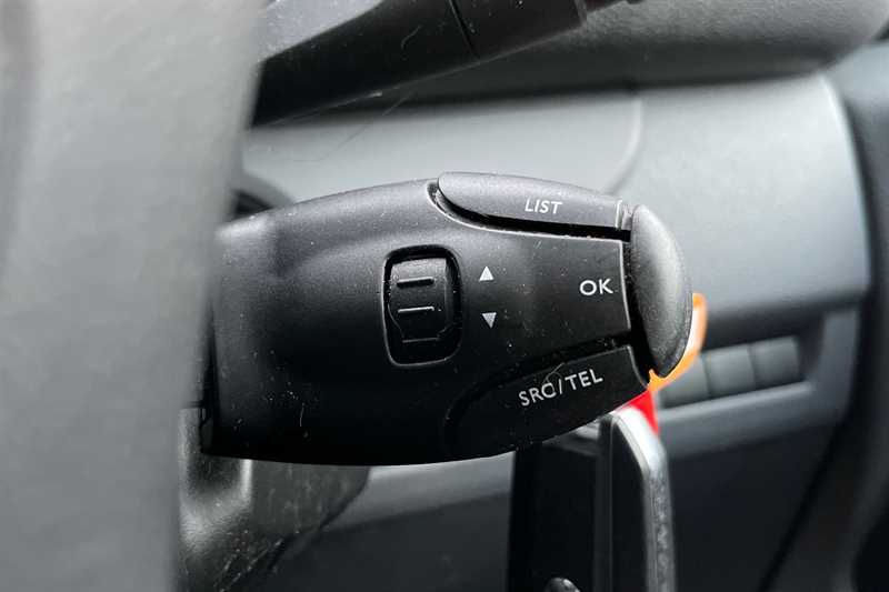 Used Vauxhall Vivaro Life for sale - 77863588: Photo 22