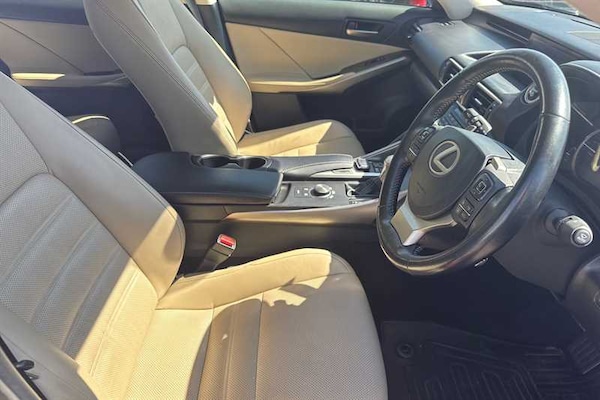 Used Lexus IS 2018 for sale - 75201600: Photo 23