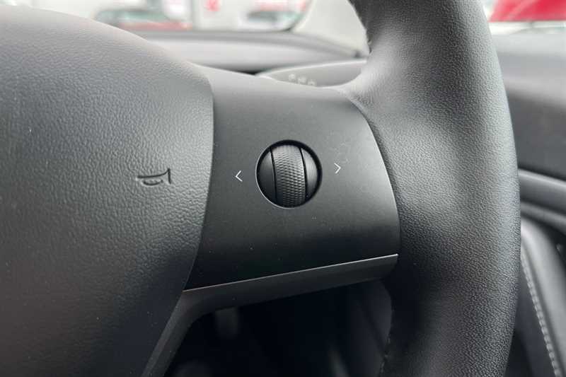 Used Tesla Model 3 2020 for sale - 76447800: Photo 22