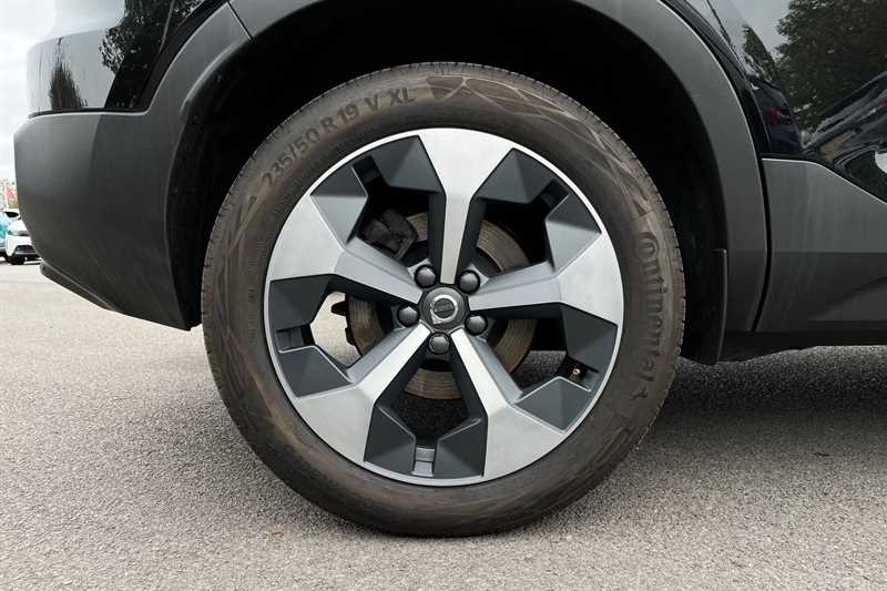 Used Volvo XC40 2024 for sale - 76449139: Photo 11