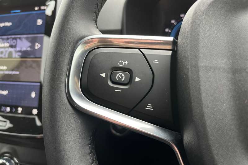 Used Volvo XC40 2024 for sale - 76449139: Photo 21