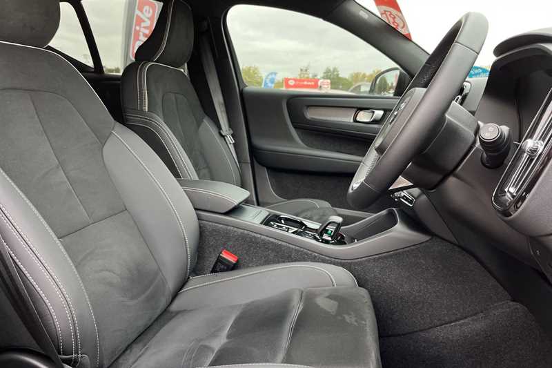 Used Volvo XC40 2024 for sale - 76449139: Photo 23