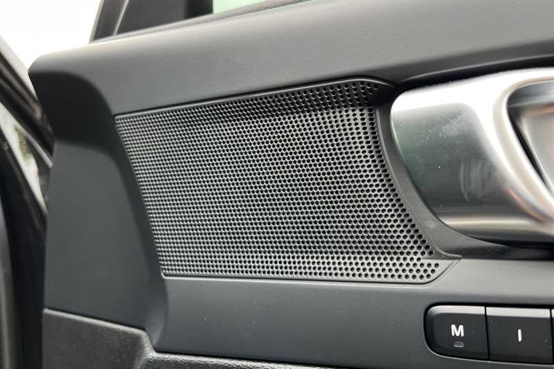 Used Volvo XC40 2024 for sale - 76449139: Photo 27