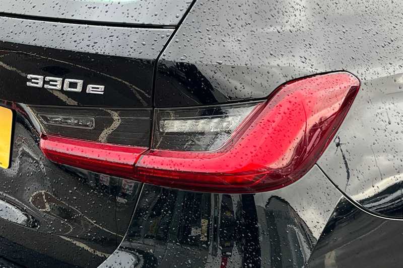 Used BMW 3 Series 2021 for sale - 77827872: Photo 32