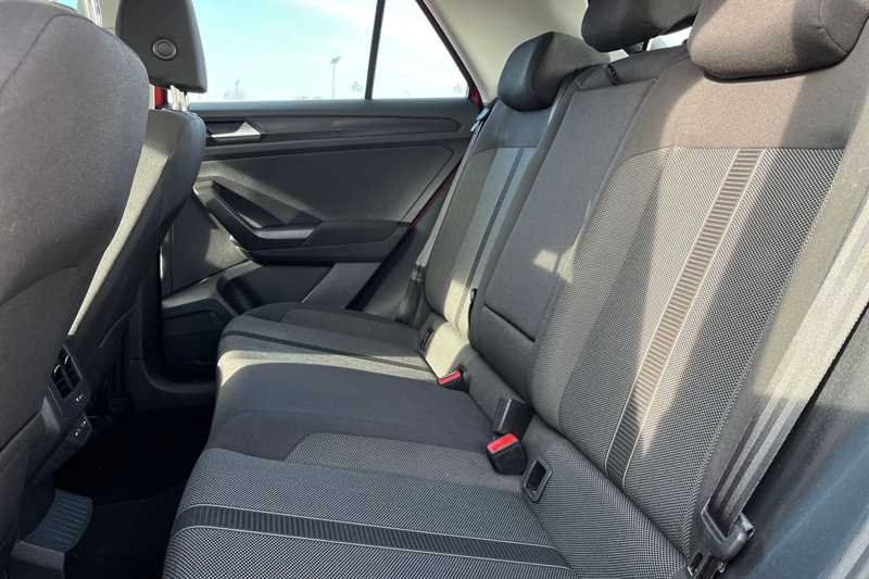 Used Volkswagen T-Roc 2023 for sale - 78142425: Photo 24