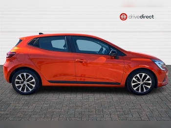 Used Renault Clio 2023 for sale - 79415881: Photo
