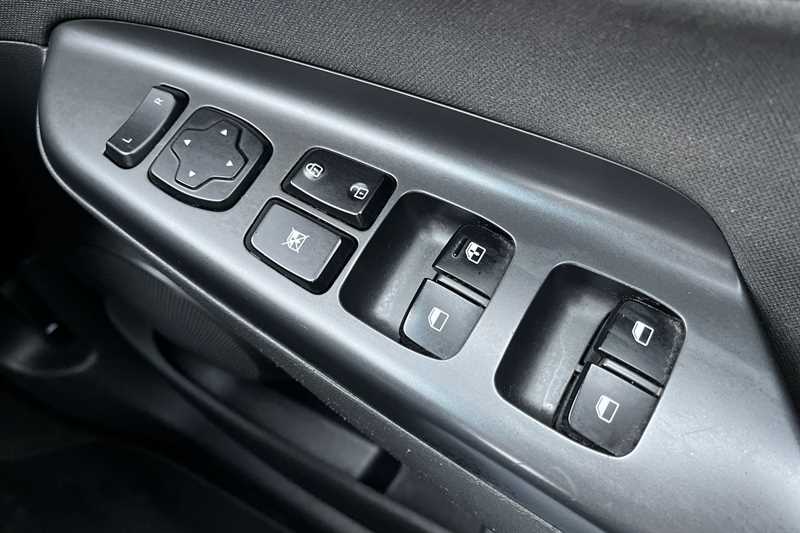 Used Hyundai KONA 2023 for sale - 78138735: Photo 16