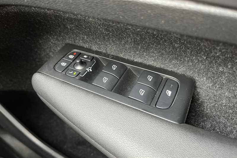 Used Volvo XC40 2020 for sale - 76956591: Photo 16