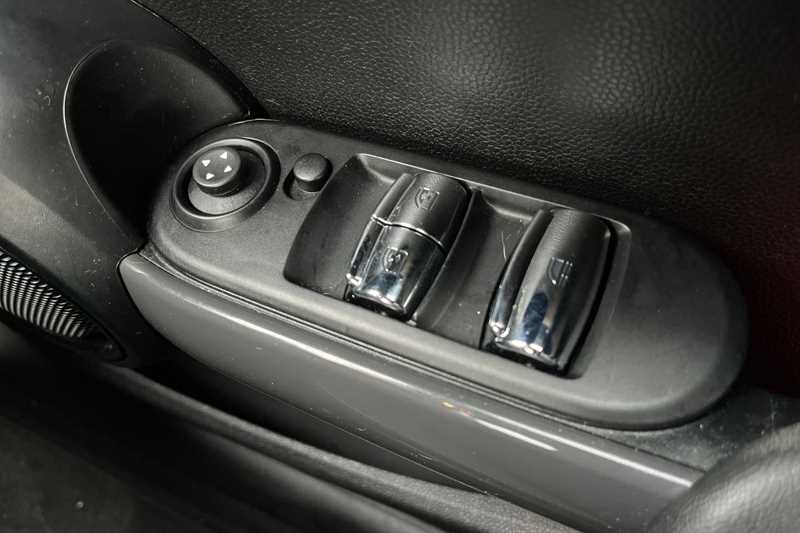 Used MINI Convertible for sale - 77711750: Photo 16