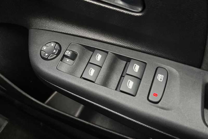 Used Vauxhall Corsa 2025 for sale - 77727985: Photo 16