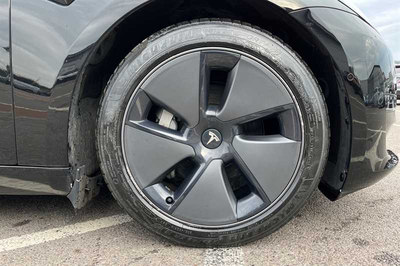 Used Tesla Model 3 2021 for sale - 76124919: Photo 12