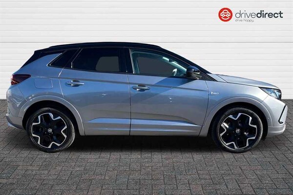 Used Vauxhall Grandland 2024 for sale - 76062468: Photo 2