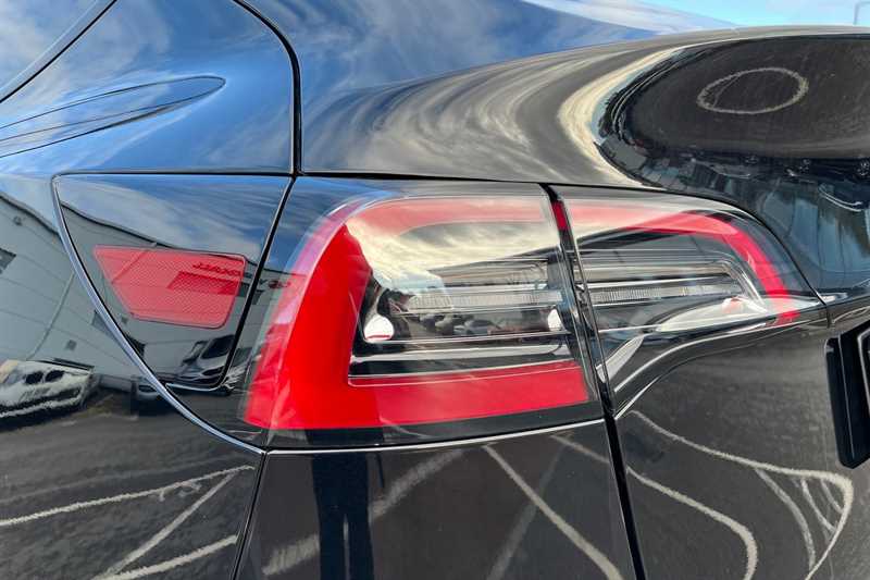 Used Tesla Model Y 2023 for sale - 76529539: Photo 31