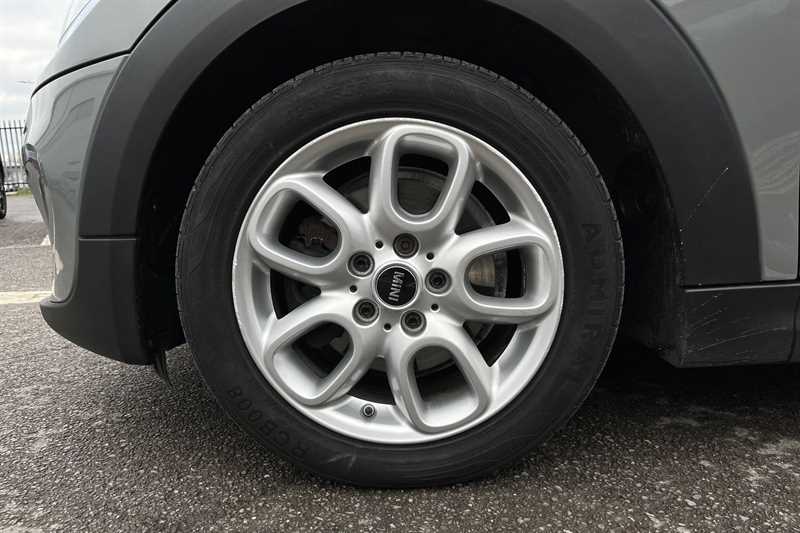 Used MINI Convertible 2019 for sale - 78221439: Photo 9