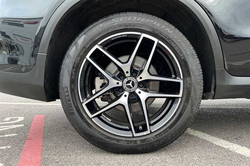Used Mercedes-Benz GLC 2019 for sale - 76311693: Photo 11