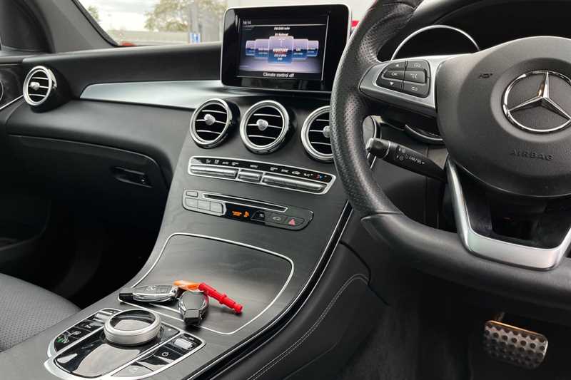 Used Mercedes-Benz GLC 2019 for sale - 76311693: Photo 14